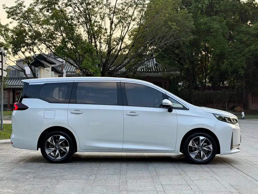 GAC Motor Trumpchi M6 — миниатюра 5