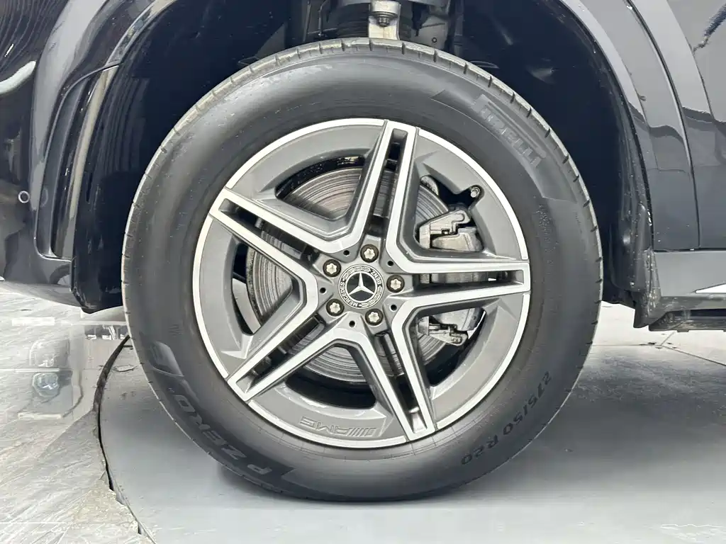 Mercedes-Benz GLE (Import) — миниатюра 24