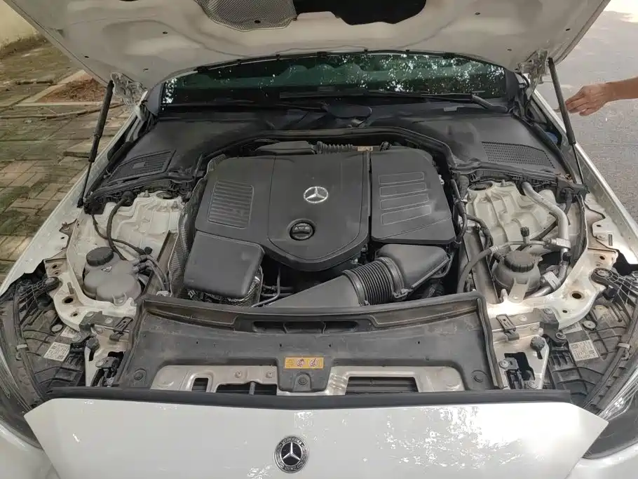 Mercedes-Benz C-Class — миниатюра 10