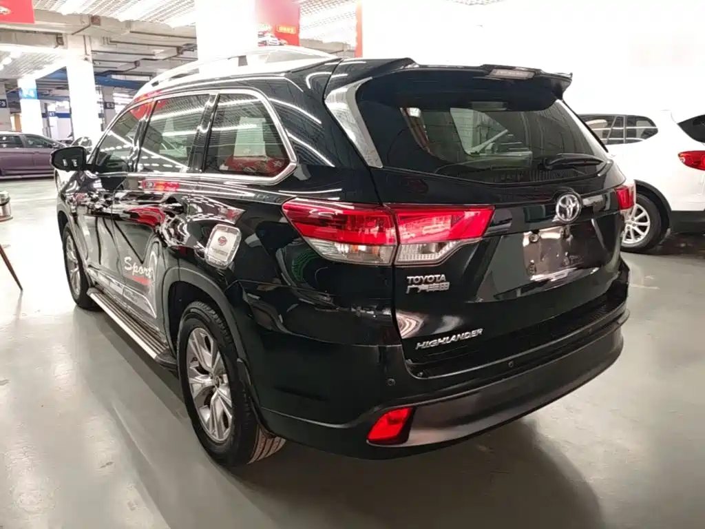 Toyota Highlander — миниатюра 5