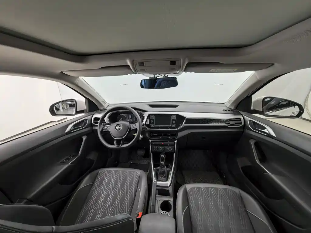 Volkswagen T-Cross — миниатюра 11
