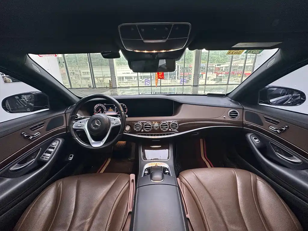 Mercedes-Benz S-Class — миниатюра 11