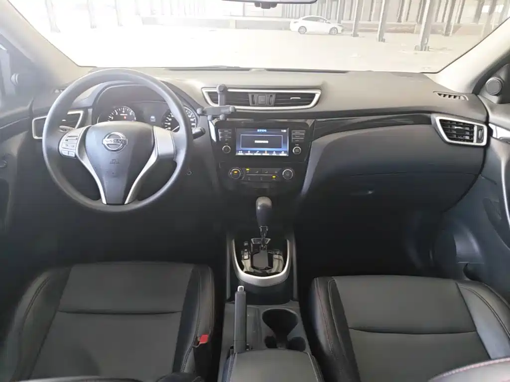 Nissan Qashqai — миниатюра 10