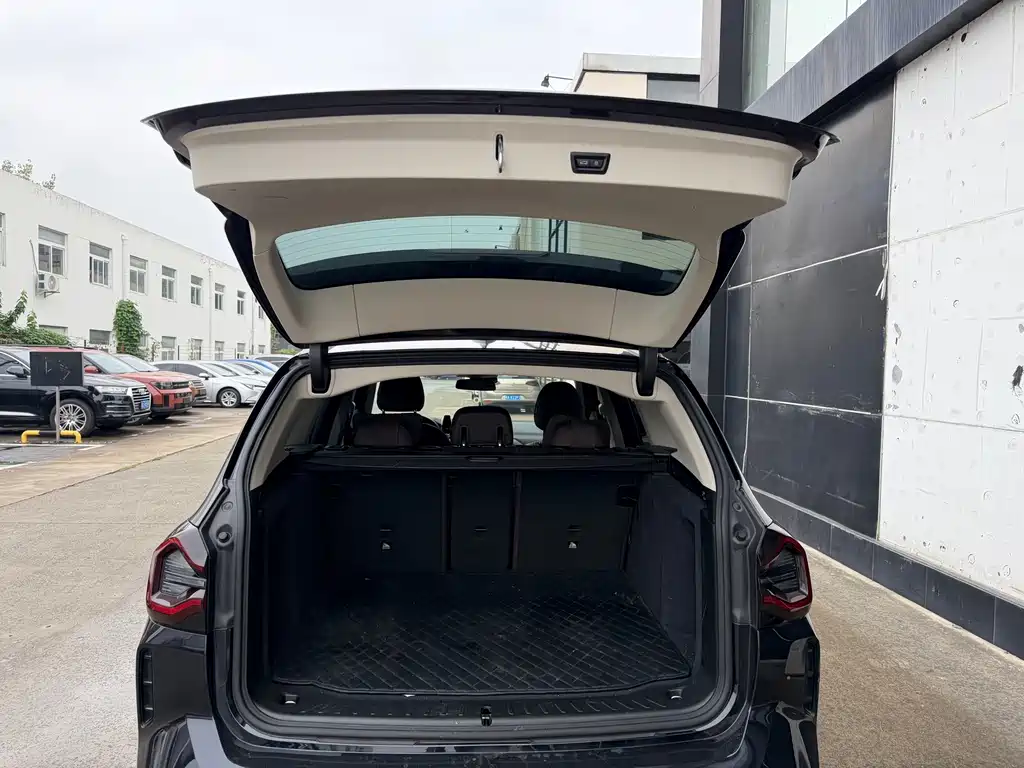 BMW X3 — миниатюра 13