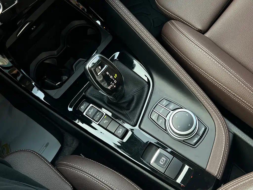 BMW X1 — миниатюра 17