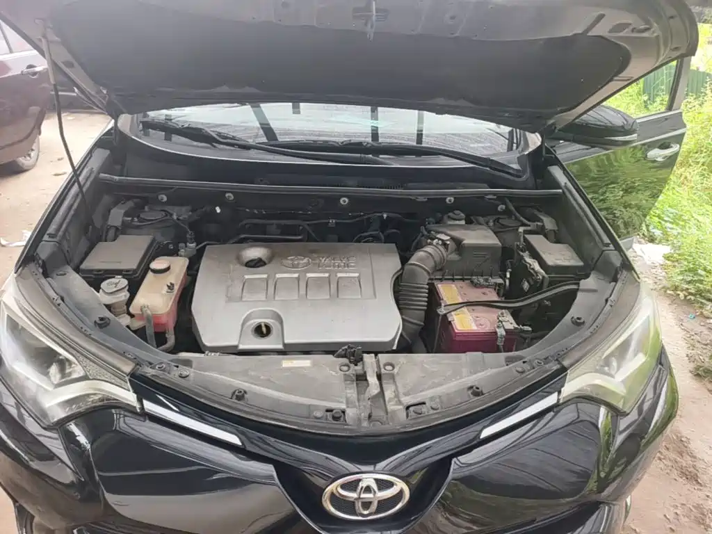 Toyota RAV4 — миниатюра 20