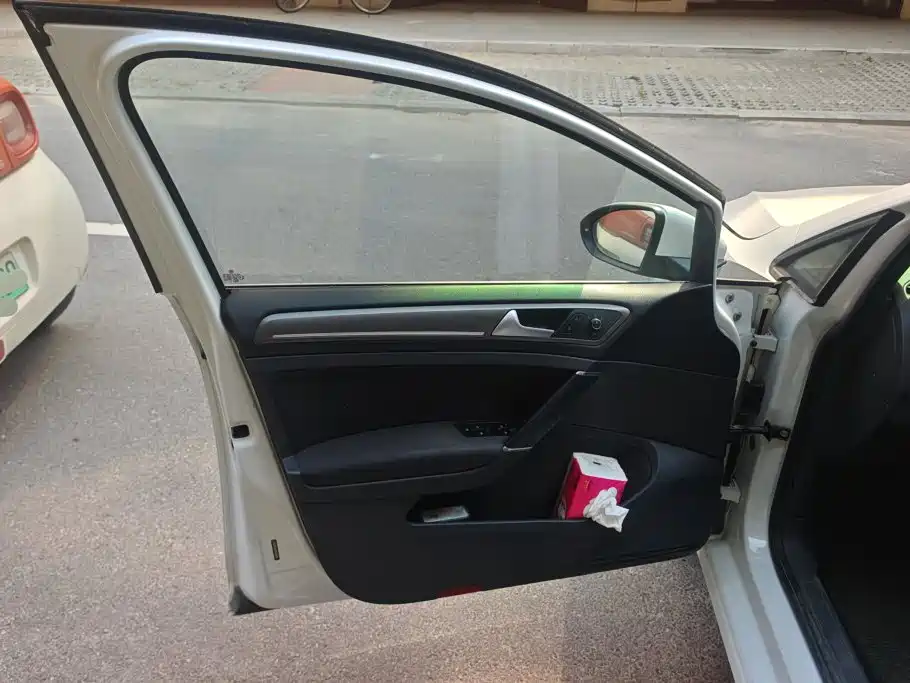 Volkswagen Golf — миниатюра 7
