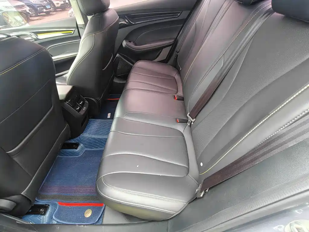 Roewe i5 — миниатюра 9