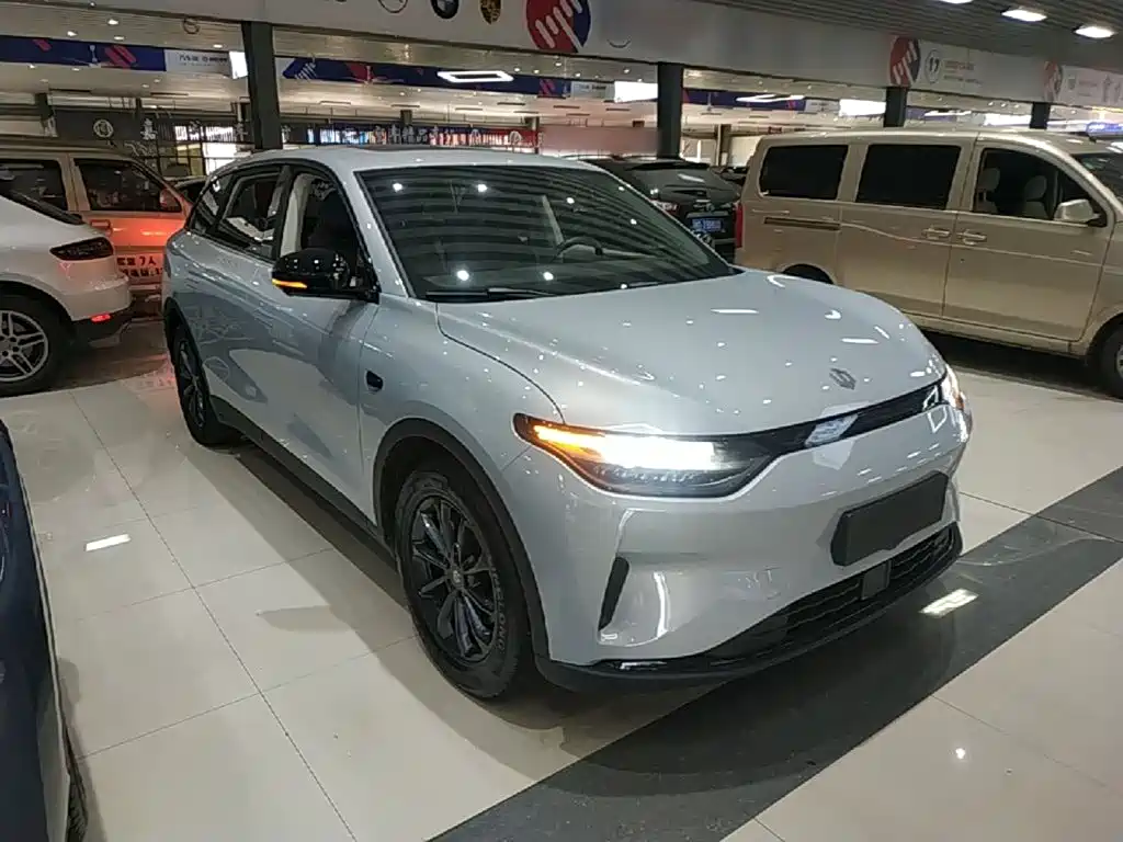 Leapmotor Leapmotor C11 — миниатюра 4