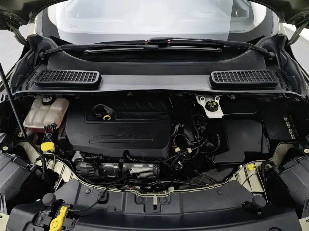 Ford Kuga — миниатюра 6