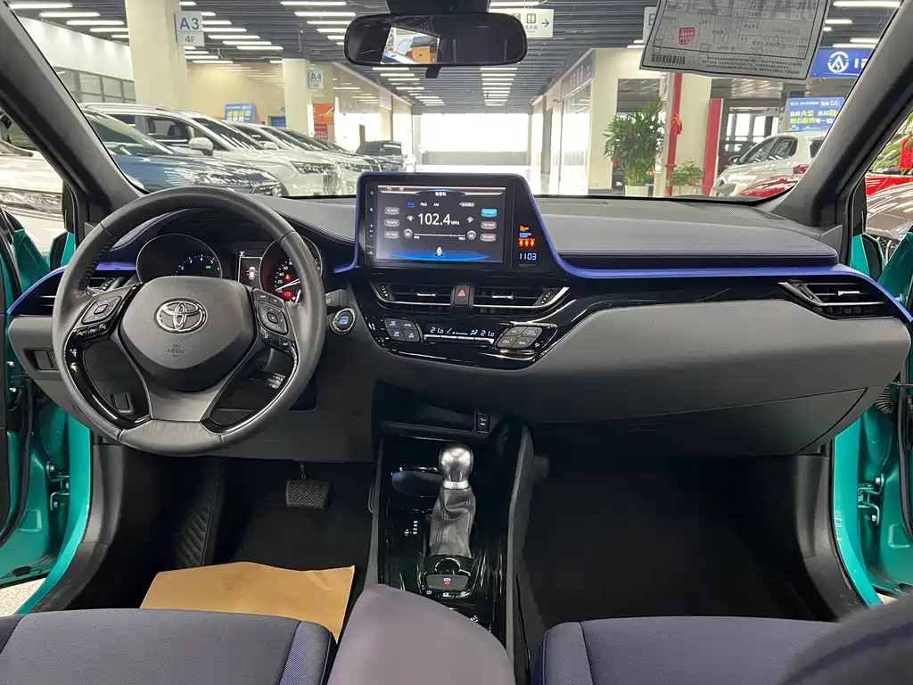 Toyota C-HR — миниатюра 5