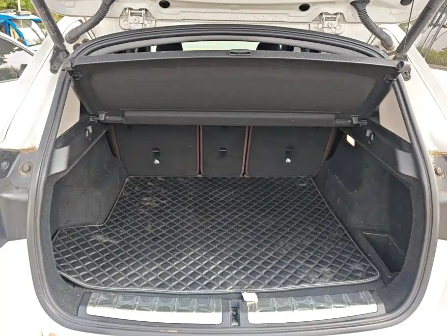 BMW X1 — миниатюра 4