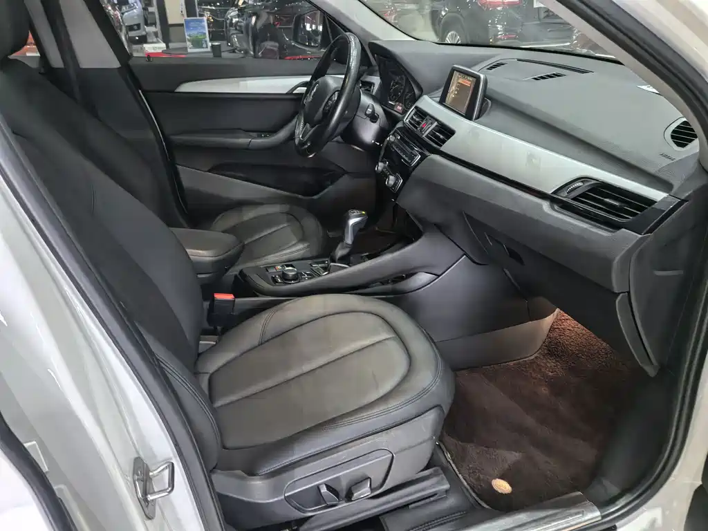 BMW X1 — миниатюра 13