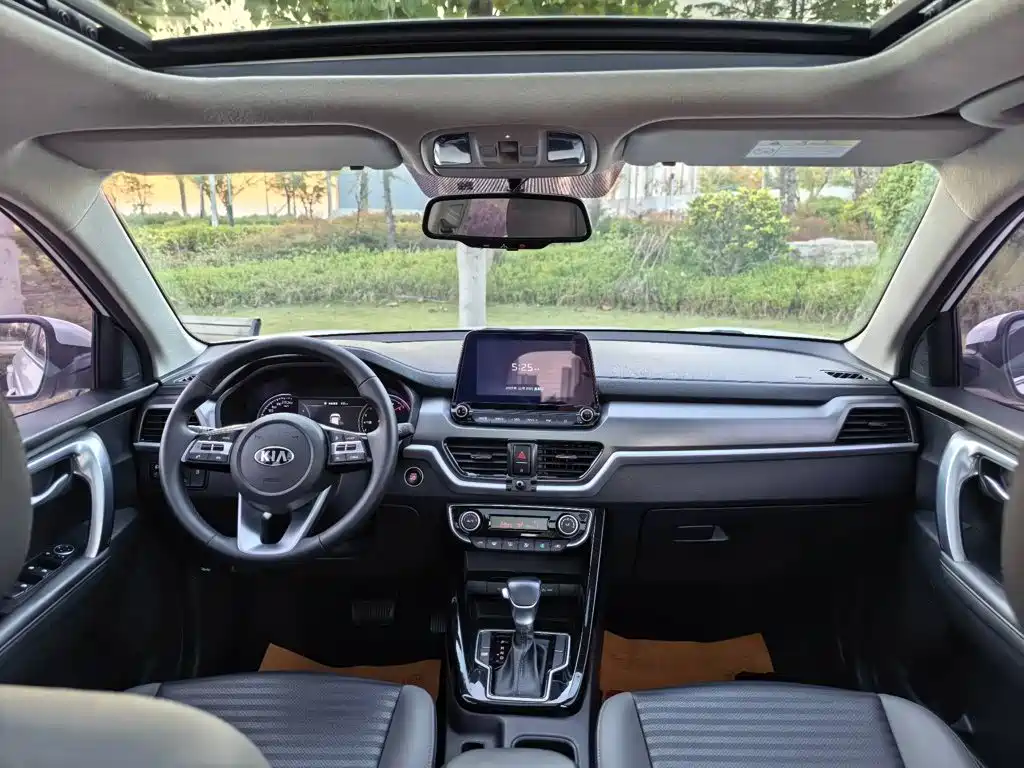 Kia Sportage — миниатюра 8