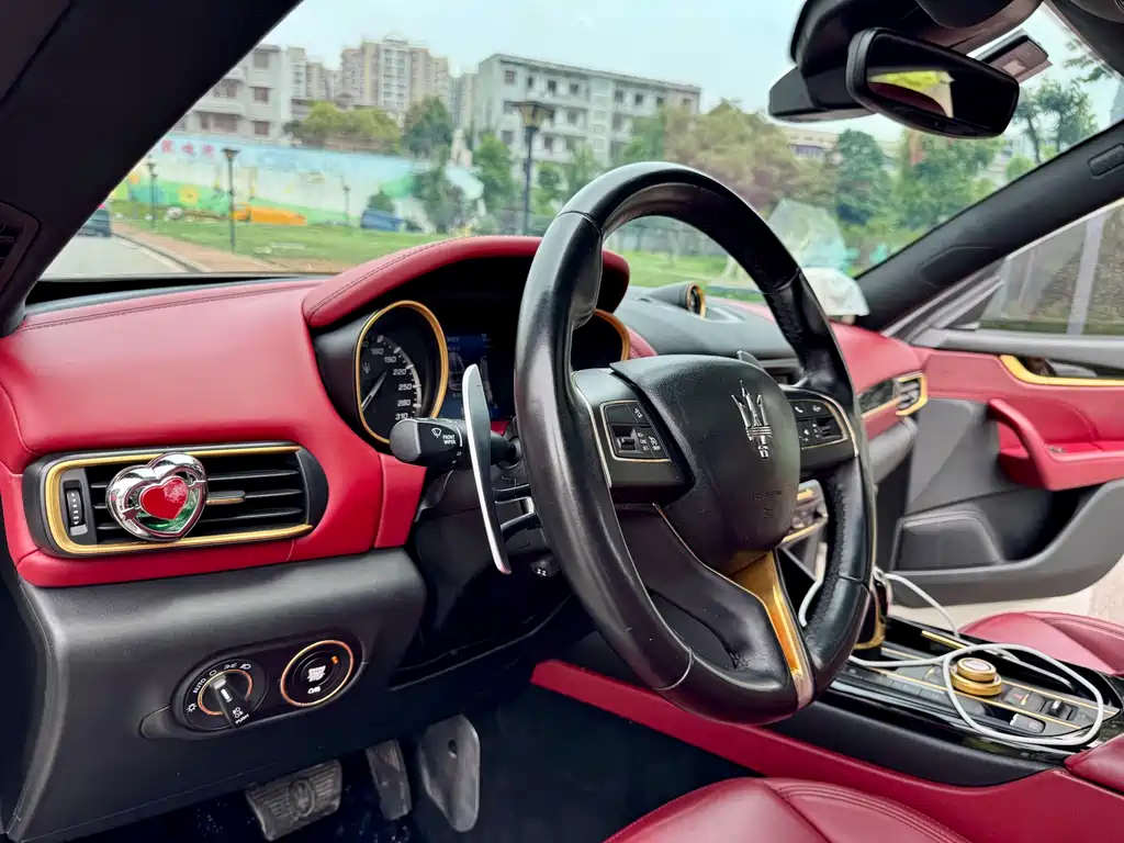 Maserati Levante — миниатюра 11