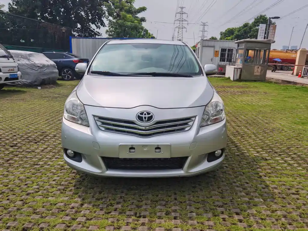 Toyota Verso — миниатюра 2