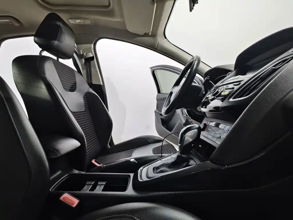 Ford Focus — миниатюра 15