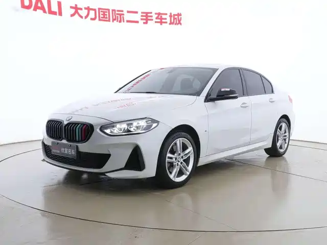 BMW  1 SERIES 2021