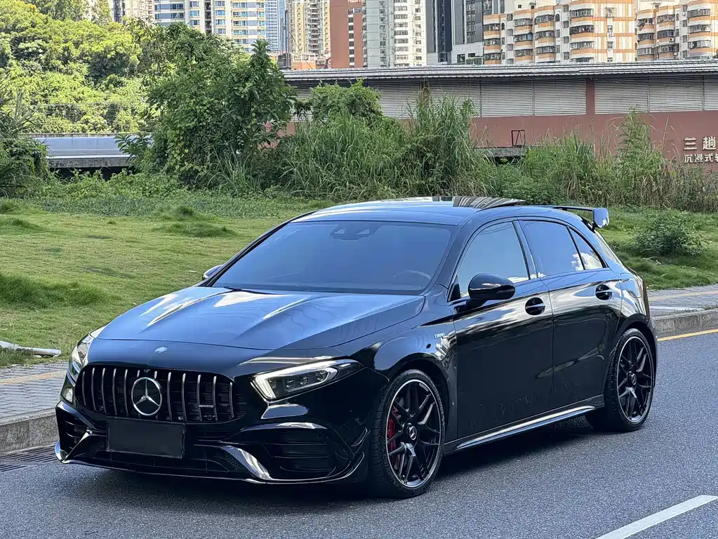 MERCEDES-BENZ A CLASS AMG