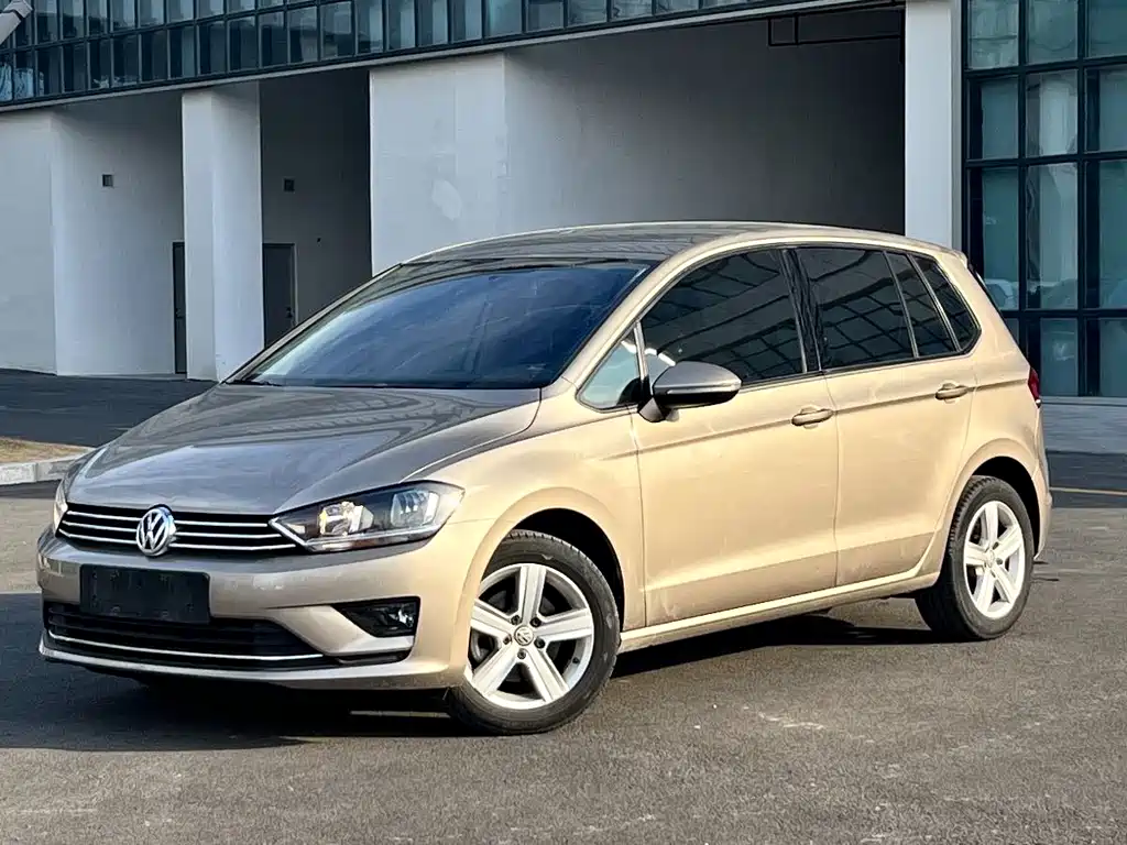 VOLKSWAGEN GOLF*JIAYU