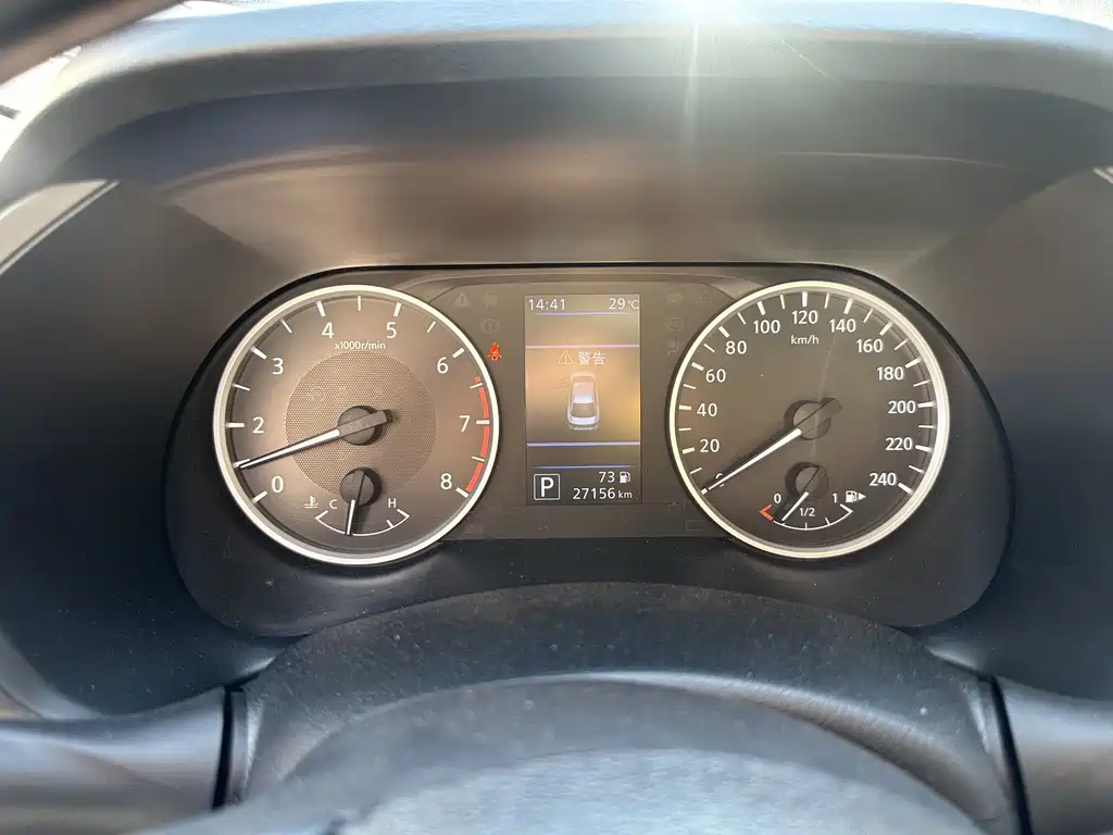 Nissan Sylphy — миниатюра 11