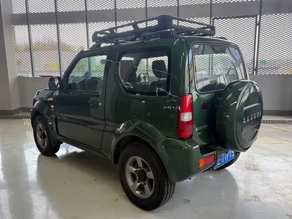 Suzuki Jimny — миниатюра 14