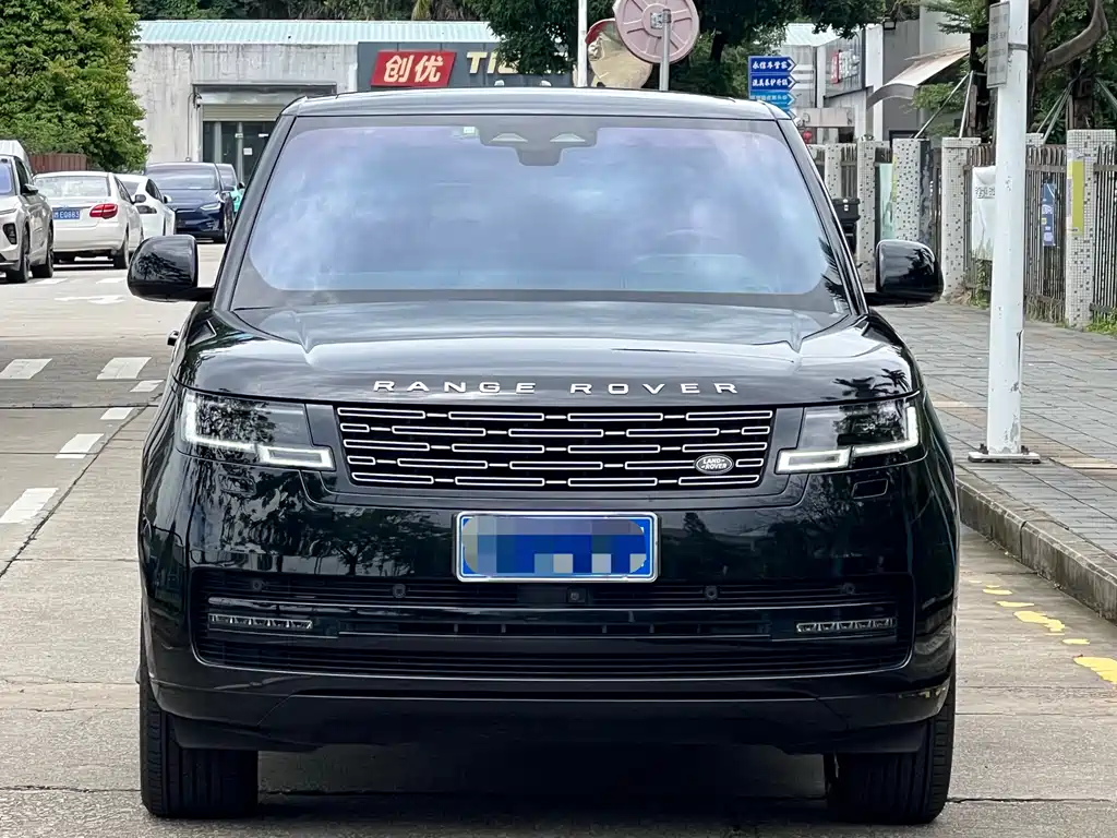 Land Rover Range Rover 2025 3.0 L6 360PS