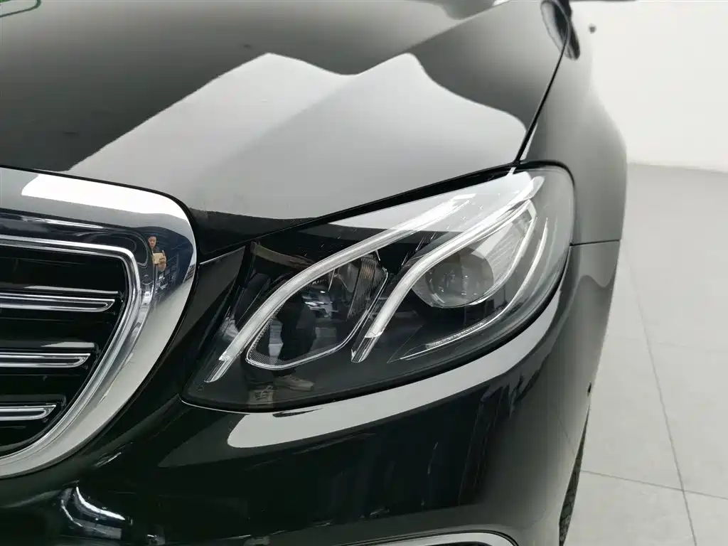 Mercedes-Benz E-Class E 2019 E 300 L Fashion
