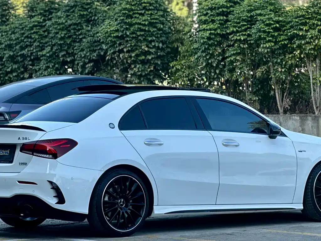 MERCEDES-BENZ A CLASS AMG