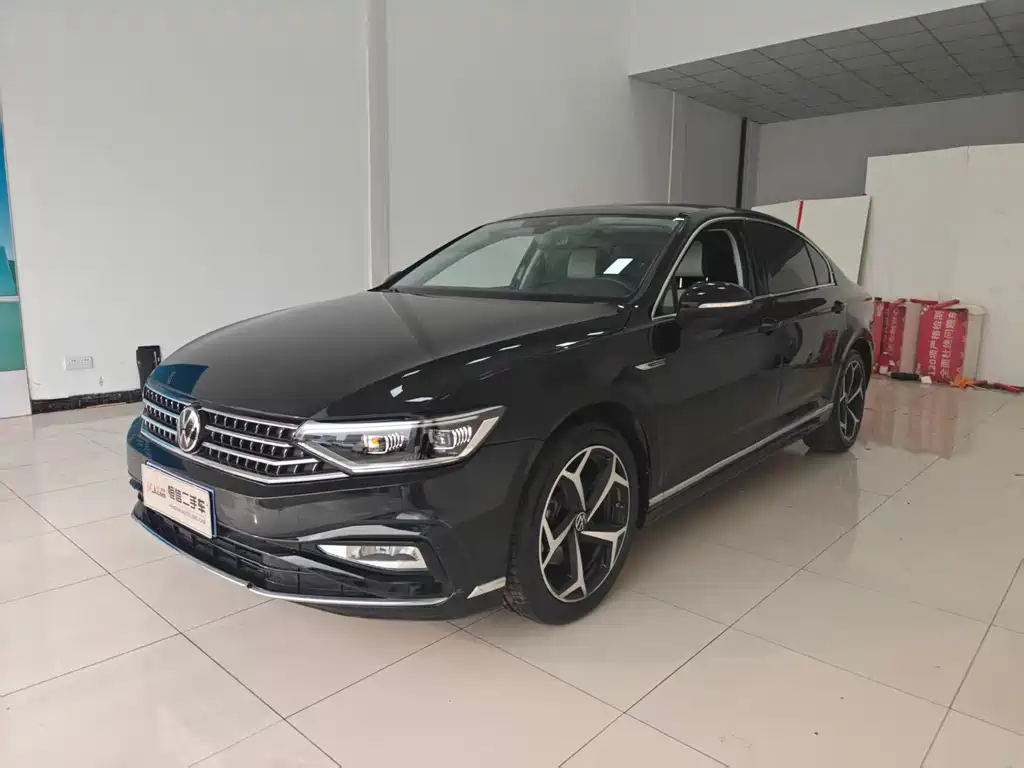 Volkswagen Magotan 2024