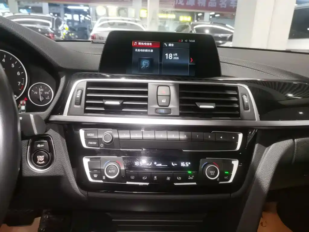 BMW 3 Series — миниатюра 13