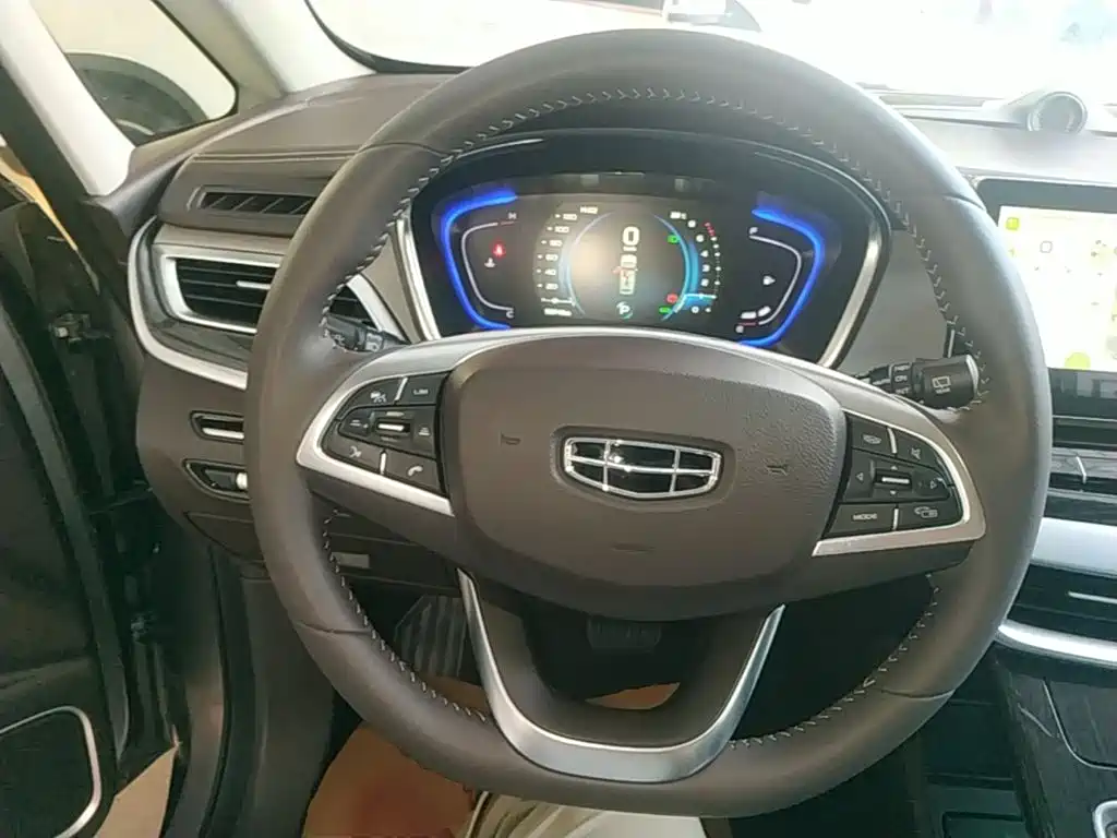 Geely Jia Ji — миниатюра 11