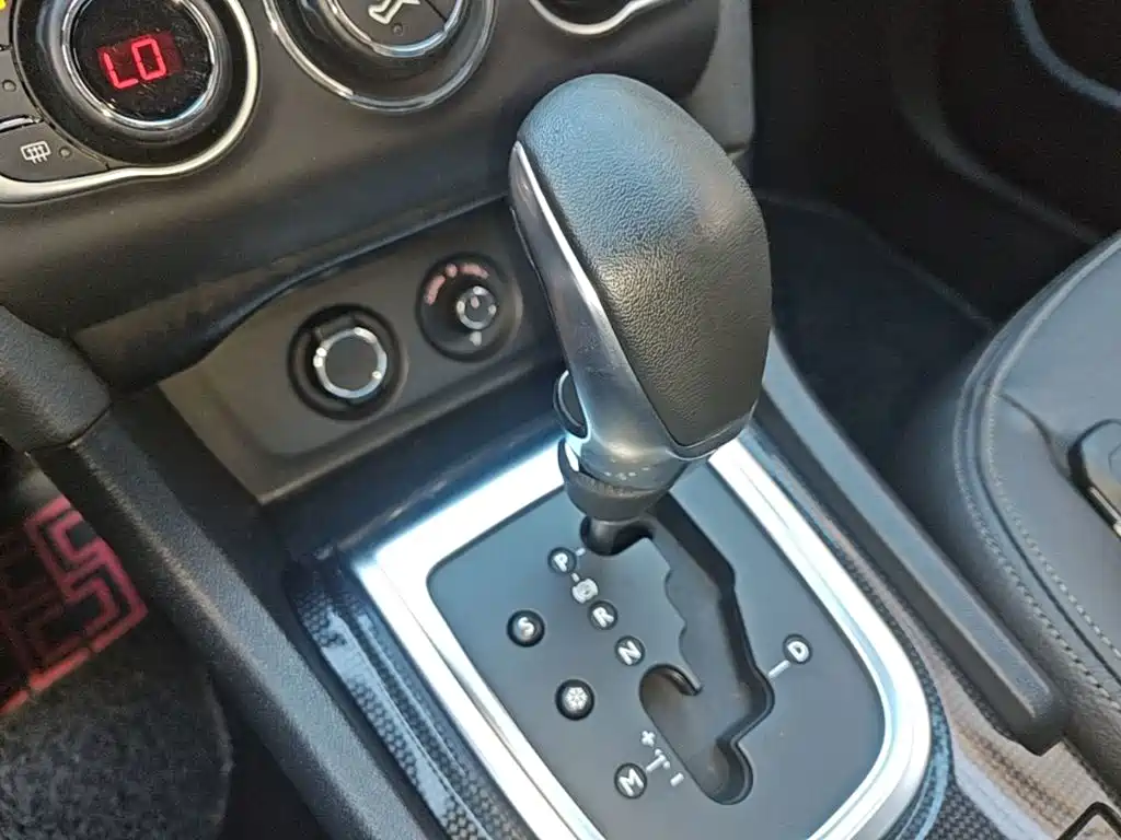 Citroen C4L — миниатюра 14