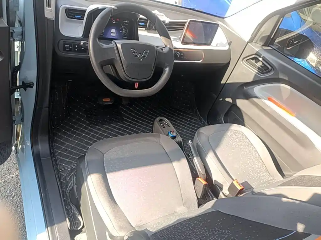 Wuling MINIEV — миниатюра 10