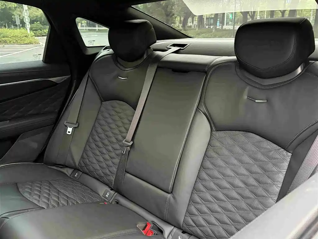 Cadillac CT6 — миниатюра 18