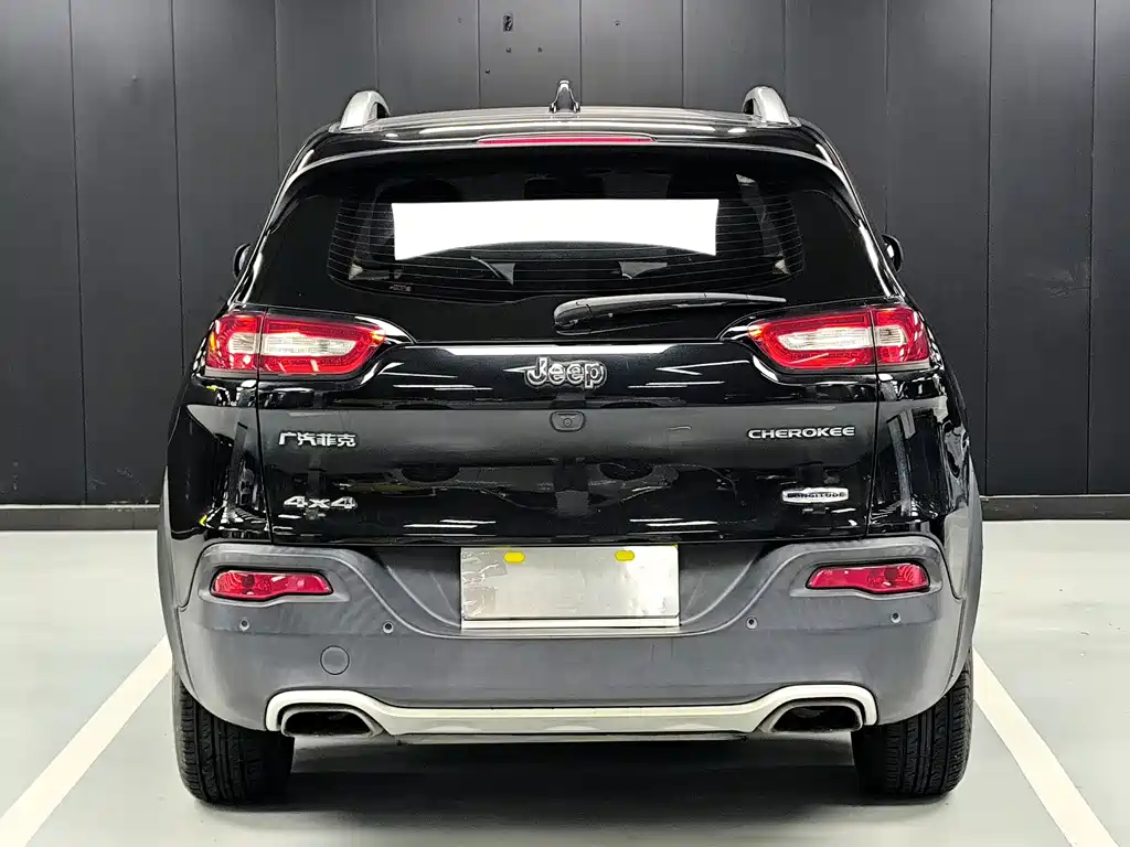 Jeep Cherokee — миниатюра 18