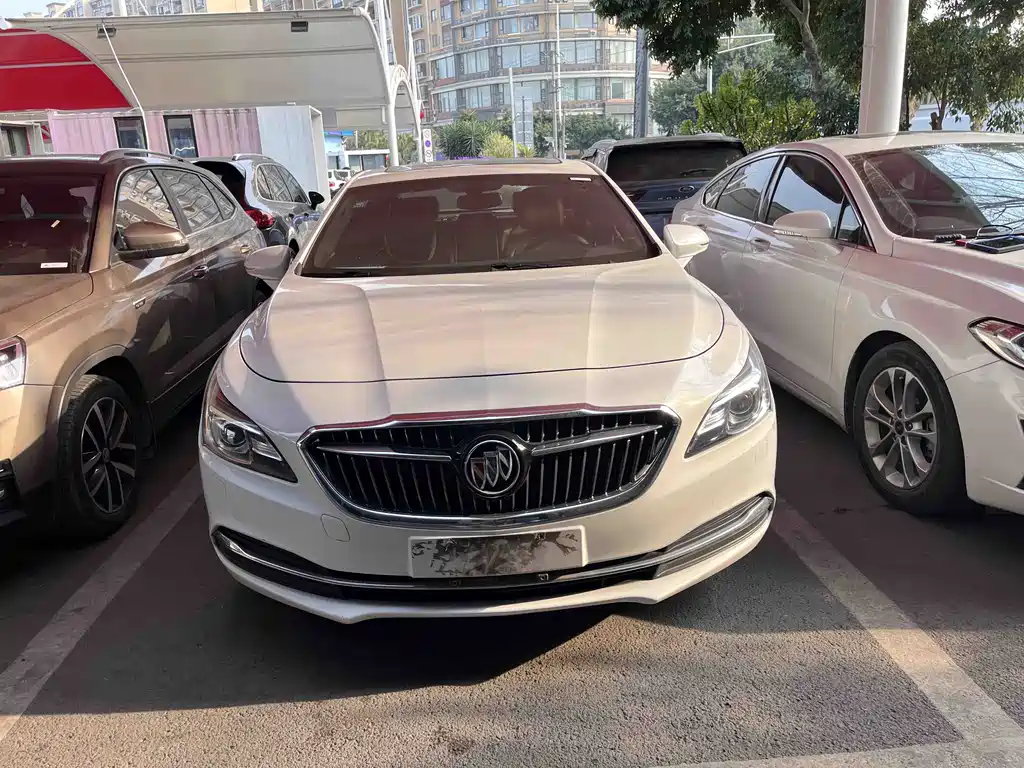 BUICK LACROSSE