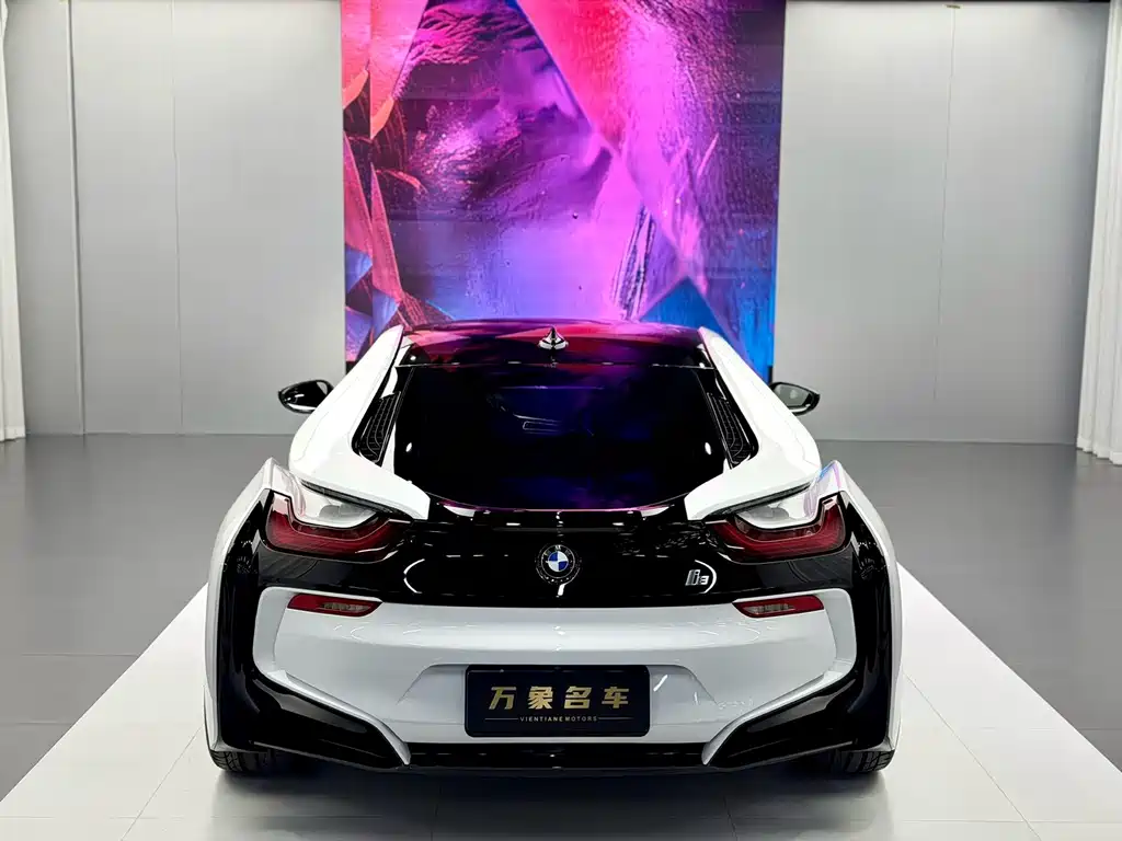 BMW i8 — миниатюра 12