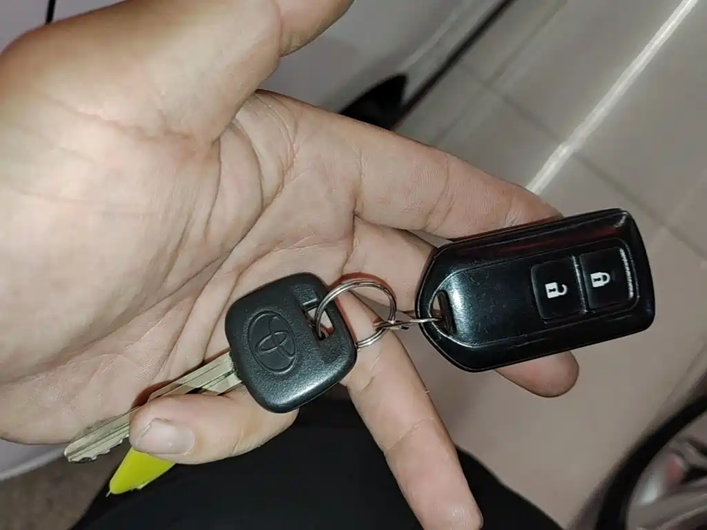 Toyota Yaris L — миниатюра 9