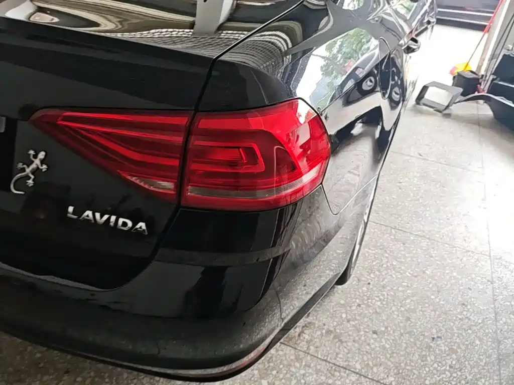 Volkswagen Lavida — миниатюра 8