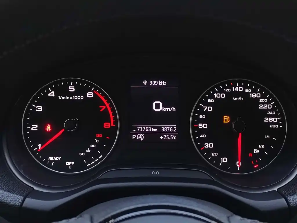 Audi Q2L 2020 35 TFSI Fashion