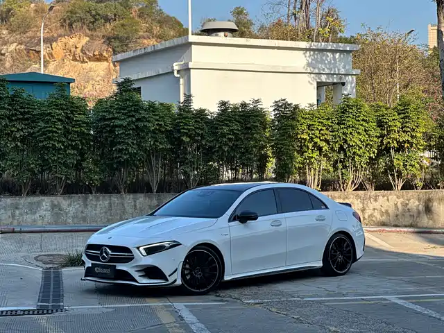 MERCEDES-BENZ A CLASS AMG