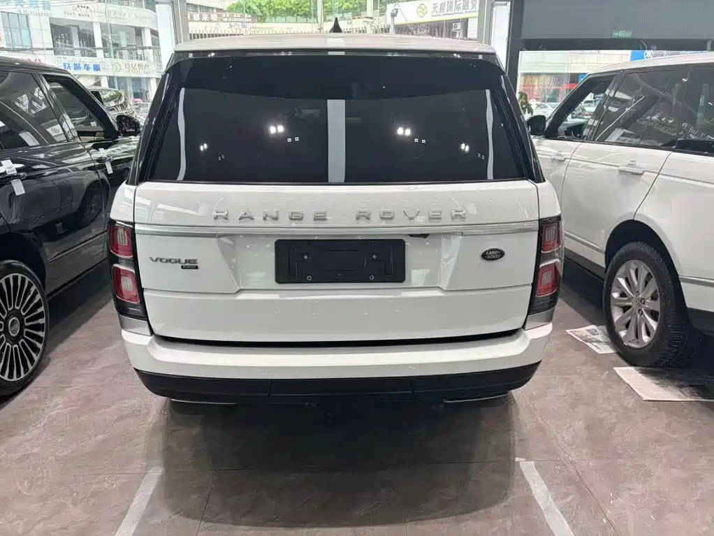 Land Rover Range Rover — миниатюра 5