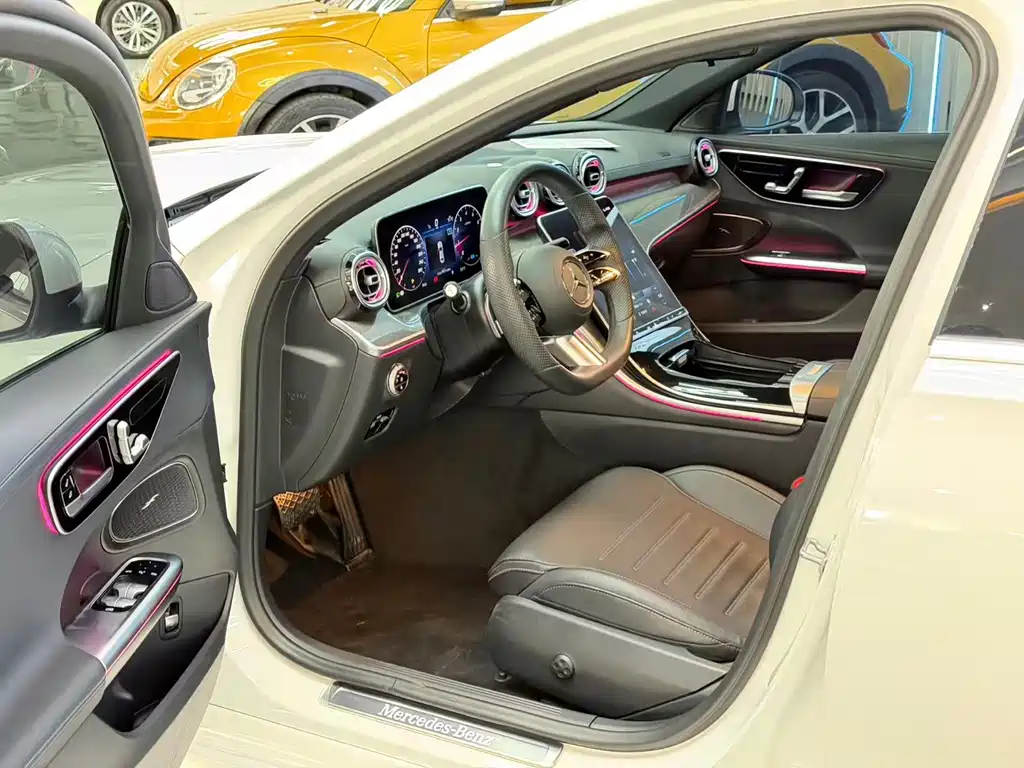 Mercedes-Benz C-Class — миниатюра 5
