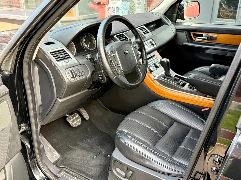 Land Rover Sport — миниатюра 7