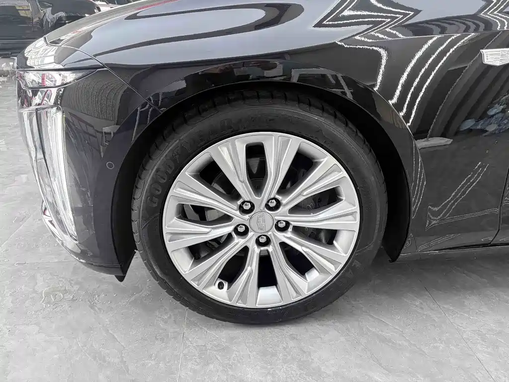 Cadillac CT6 — миниатюра 5