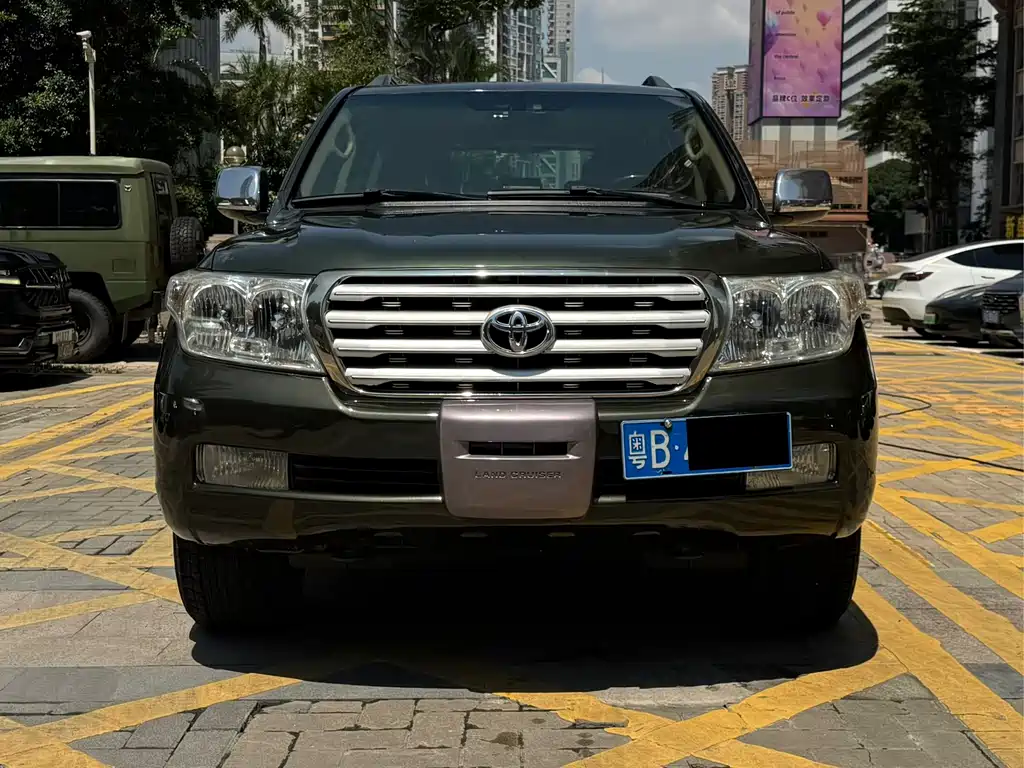 Toyota Land Cruiser — миниатюра 2