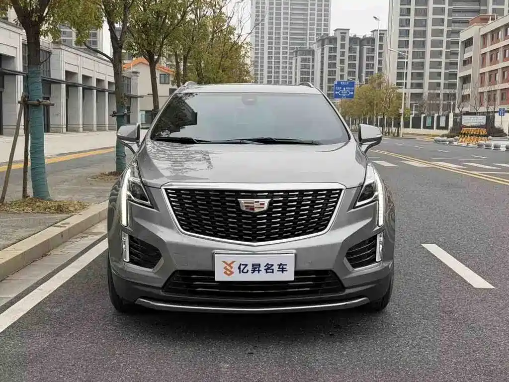 CADILLAC XT5