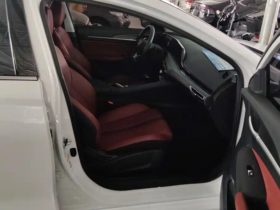 Changan Eado 2021 PLUS NE 1.4T GDI DCT Flagship