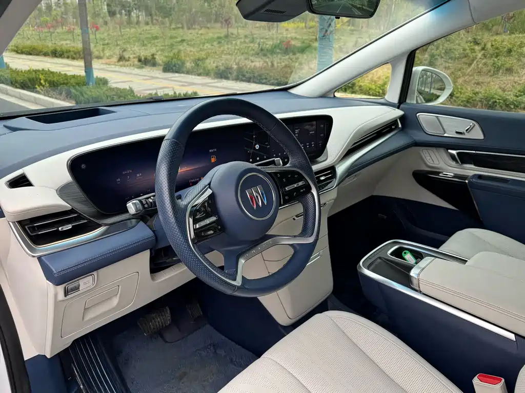 Buick Century — миниатюра 8